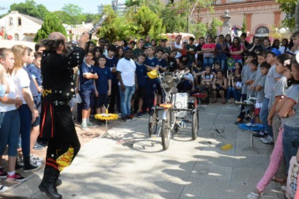 Projeto Palco Giratório traz a Floriano o espetáculo 