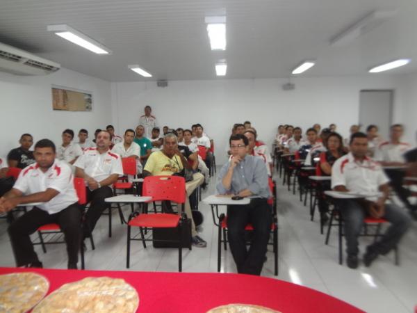 Empresa florianense recebe certificado ISSO 9001.(Imagem:FlorianoNews)