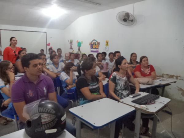 Alunos e professores de Floriano participaram de videoconferência com o Ex-presidente Lula.(Imagem:FlorianoNews)
