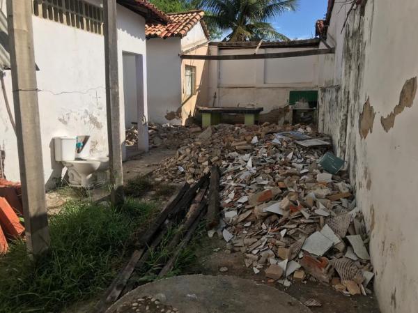 Campo Maior: sete escolas padecem sem reformas mesmo com dinheiro na conta da prefeitura(Imagem:180 graus)