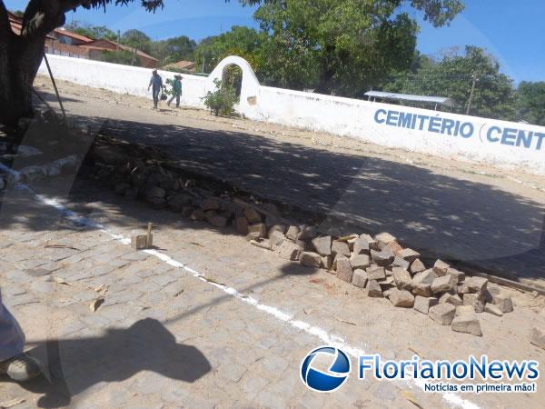 Iniciada obras para ampliação do Cemitério São Pedro de Alcântara.(Imagem:FlorianoNews)