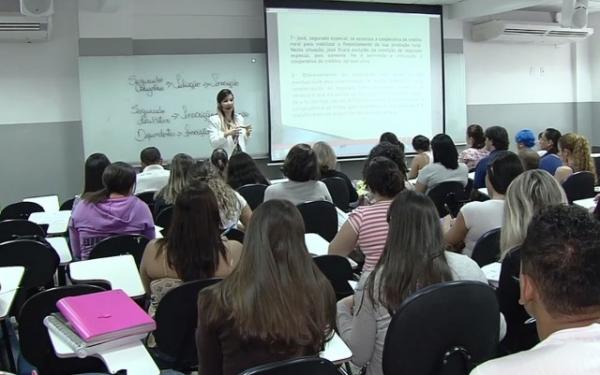 Concurso público atrai pessoas que querem estabilidade financeira.(Imagem:Reprodução/TV Anhanguera)