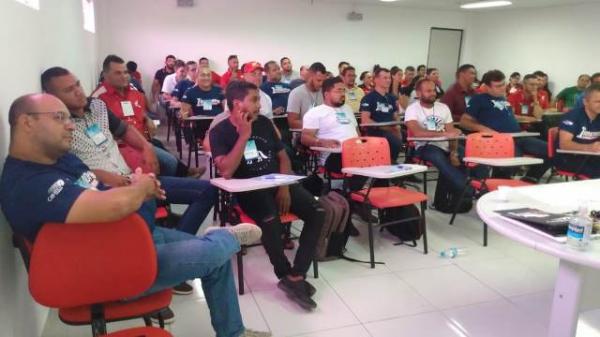 Cajueiro Motos de Floriano sedia treinamento para colaboradores.(Imagem:FlorianoNews)