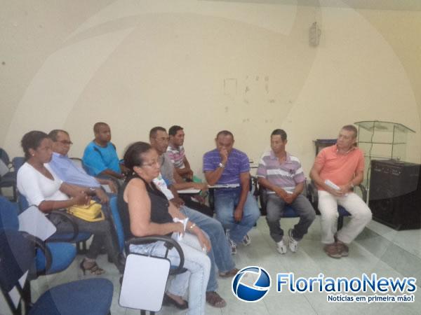 Representantes de bairros participam de reunião do Conselho de Segurança.(Imagem:FlorianoNews)