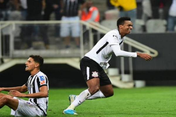 Corinthians bate Santos e lidera Série A do Campeonato Brasileiro(Imagem:Zero Hora)