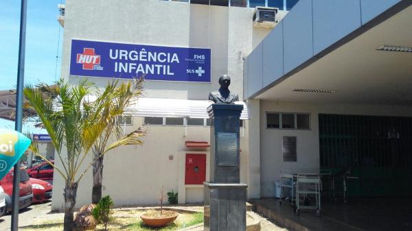 Criança foi internada em estado grave no Hospital de Urgência de Teresina.(Imagem:Gilcilene Araújo/G1)