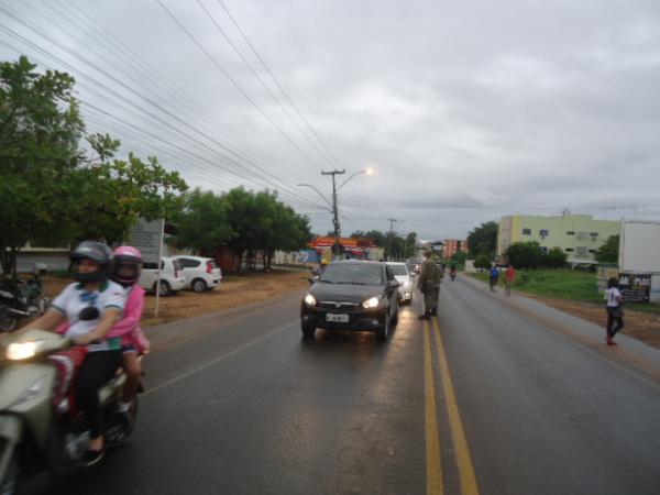 Blitz educativa celebra Dia Internacional da Mulher em Floriano.(Imagem:FlorianoNews)