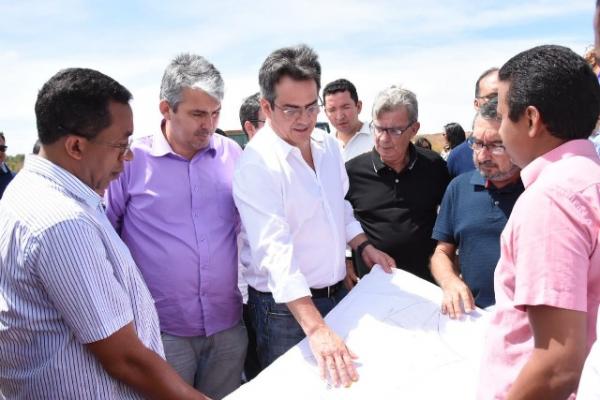 Senador Ciro Nogueira visita obras da Estação de Tratamento de Esgoto de Floriano.(Imagem:SECOM)