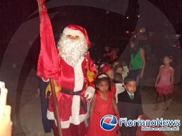 Escola Eduardo Carvalho realiza cerimônia infantil em Floriano.(Imagem:FlorianoNews)