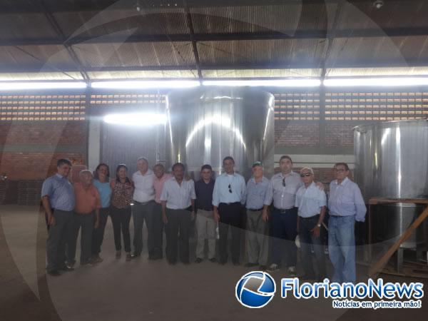 Secretário Estadual de Desenvolvimento Rural visita projetos em andamento em Floriano.(Imagem:FlorianoNews)