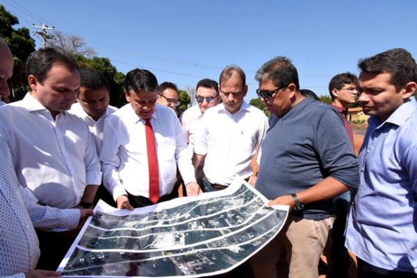 Governador visita as obras da BR-343.(Imagem:Francisco Leal)