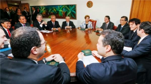  Reunião dos governadores do Nordestes com a presidente Dilma Rousseff.(Imagem:Roberto Stuckert Filho/PR)