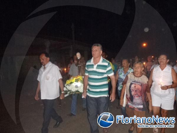 Festejo de São Pio de Pietrelcina é encerrado com procissão e missa.(Imagem:FlorianoNews)