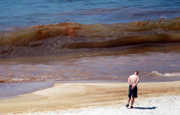 Combate a vazamento está ameaçado por tempestade que se dirige ao golfo do México(Imagem:Do R7)