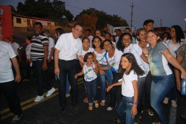 Prefeito de Floriano participa da Caminhada da Paz realizada pela Diocese.(Imagem:Secom)