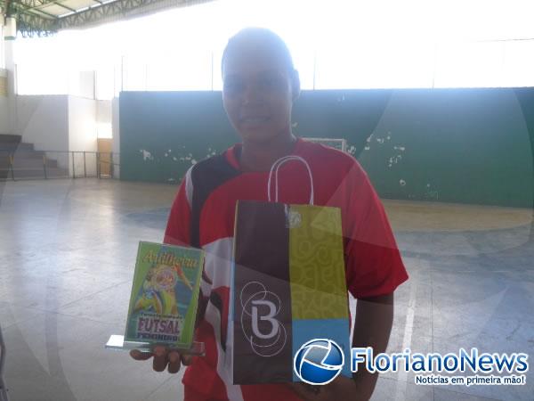 Sociedade Atlética Florianense é campeã do Torneio Cidade Futsal Feminino em Floriano.(Imagem:FlorianoNews)