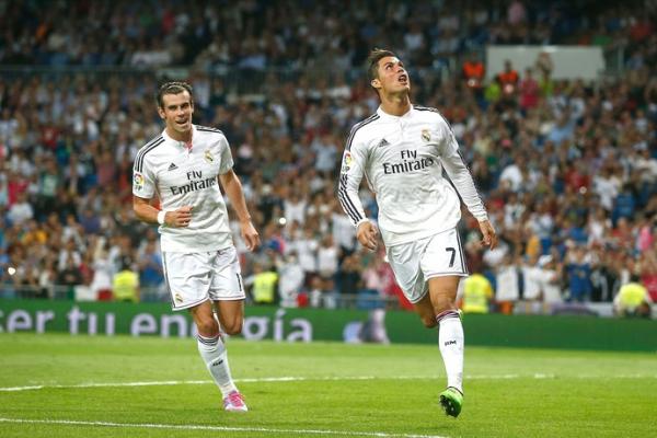 Cristiano Ronaldo brilha e fez quatro gols; coadjuvante, Bale marca o outro da goleada sobre o Elche.(Imagem:AP)
