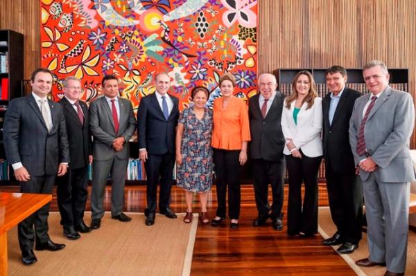 Governador e bancada do Piauí se reúnem com Dilma e reafirmam apoio contra impeachment(Imagem:Roberto Stuckert Filho)