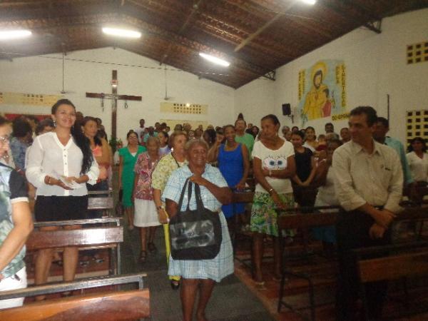 Procissão encerrou festejo de Nossa Senhora das Mercês em Floriano.(Imagem:FlorianoNews)