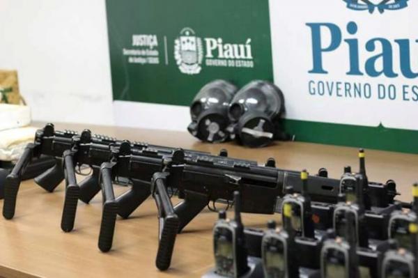 Penitenciária de Floriano recebe armas e equipamentos.(Imagem:Edilson Mousinho)