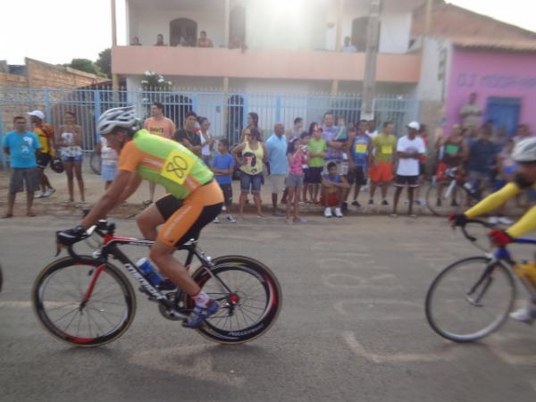 1&ordf; Volta do Anel Vi&aacute;rio de Floriano(Imagem: FlorianoNews)