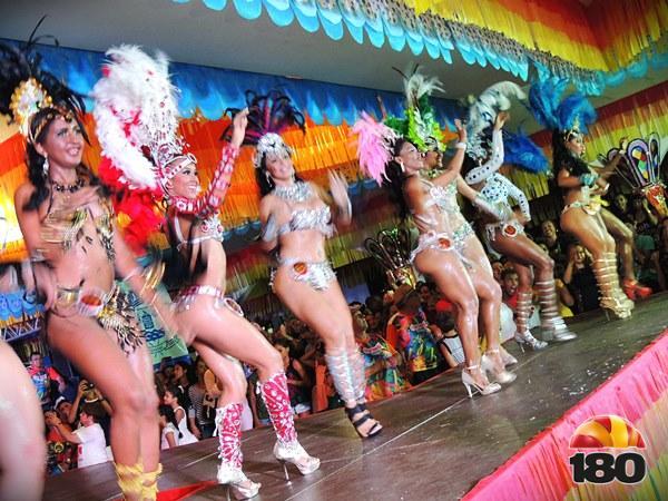 Concurso disputado elege os novos rei e rainha do carnaval de Teresina.(Imagem:180graus)