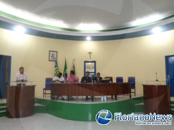 Professores participam de debate sobre redução da maioridade penal em Floriano(Imagem:FlorianoNews)