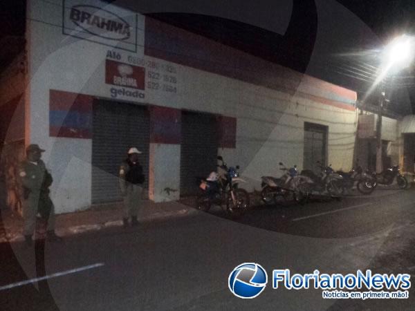 PM intensifica fiscalização com realização de blitzes em Floriano.(Imagem:FlorianoNews)