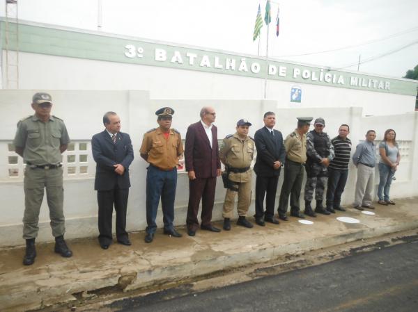 Polícia Militar realizou formatura e prestou homenagens em Floriano.(Imagem:FlorianoNews)