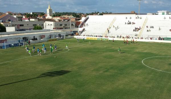 Cornélio de Barros recebe mais um jogo do Salgueiro.(Imagem:Jadir Sousa / TV Grande Rio)