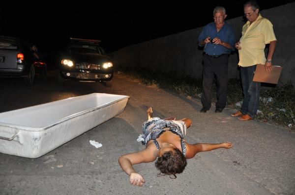 Mulher é encontrada morta na estrada (Imagem:Divulgação)
