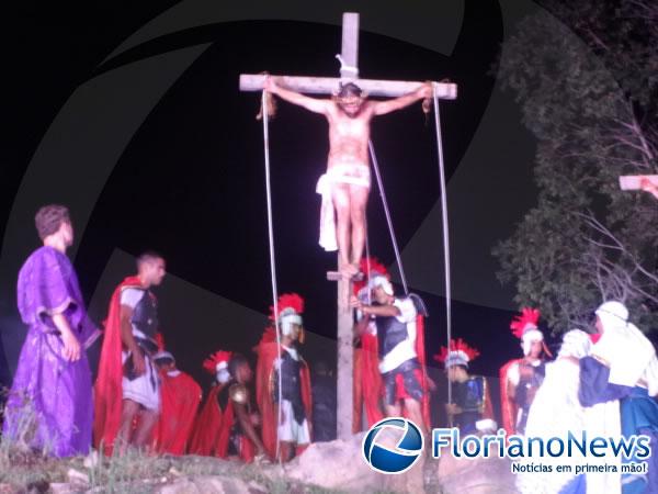 Fé e emoção marcaram primeiro dia do espetáculo da Paixão de Cristo em Floriano.(Imagem:FlorianoNews)