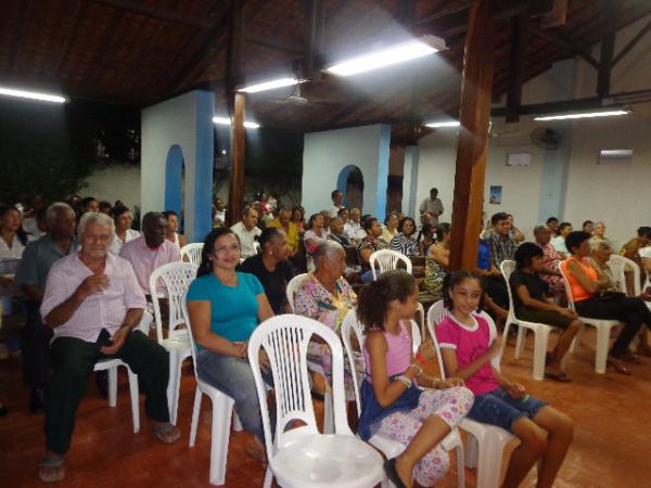 Missa de Páscoa encerrou Semana Santa com igrejas lotadas em Floriano e Barão de Grajaú.(Imagem:FlorianoNews)