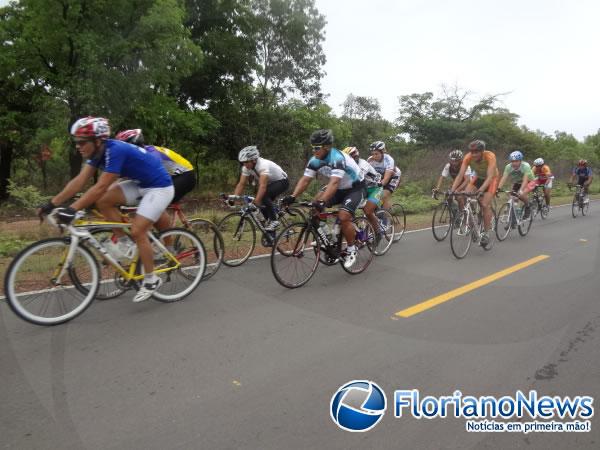 Realizada 7ª edição da Corrida Ciclística Pedro Tomaz.(Imagem:FlorianoNews)