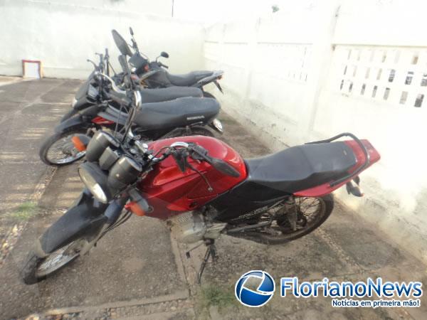 Polícia Militar recupera quatro motos roubadas no fim de semana.(Imagem:FlorianoNews)