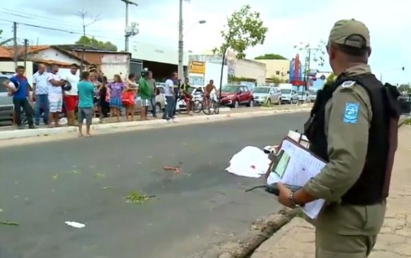 Motociclista morre esmagado por carreta em Teresina.(Imagem:Reprodução)