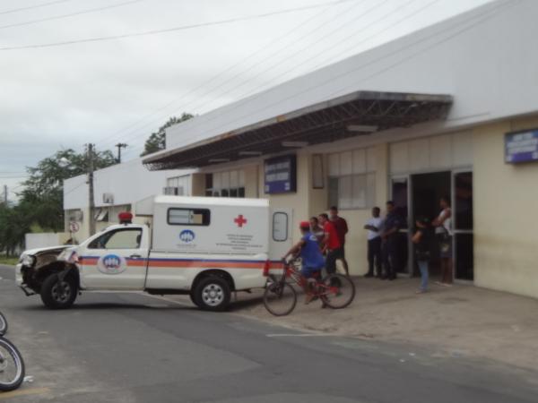 Moto colide com ambulância de Pastos Bons (MA)(Imagem:FlorianoNews)