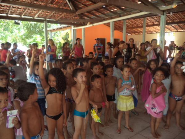 Creche realiza dia de lazer para alunos em comemoração ao Dia das Crianças.(Imagem:FlorianoNews)