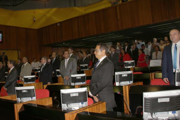 Autoridades prestigiam sessão solene em comemoração aos 35 anos de PT na Assembleia.(Imagem:Bárbara Rodrigues/GP1)