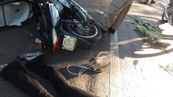  Ela teria colidido com uma bicicleta e caiu na pista, quando um caminhão passava pelo local.(Imagem:Divulgação)