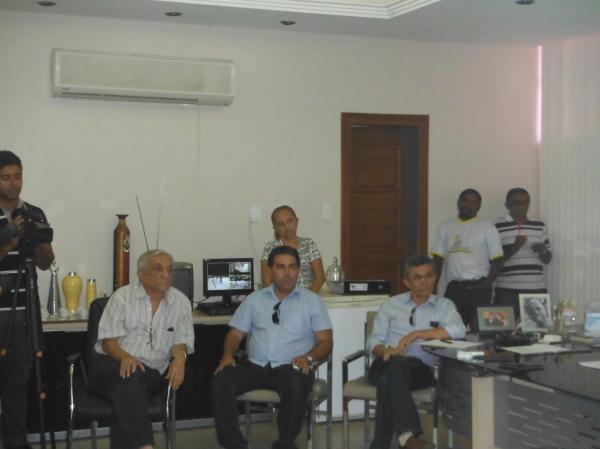 Equipes iniciam trabalhos da transição em Floriano.(Imagem:FlorianoNews)