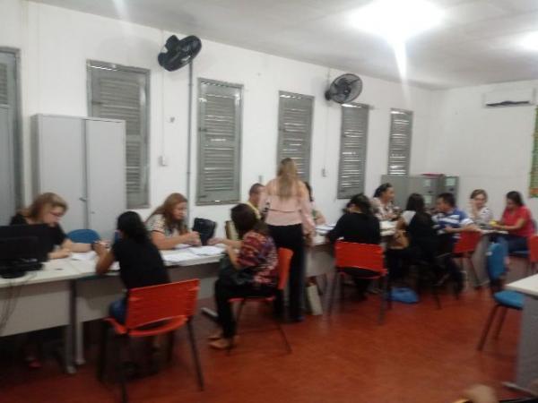 Seduc realiza encontro de trabalho com gestores de escolas da 10ª GRE de Floriano.(Imagem:FlorianoNews)