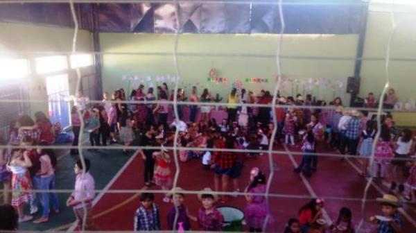Escola Pequeno Príncipe promove festa junina para alunos do Ensino Fundamental.(Imagem:FlorianoNews)