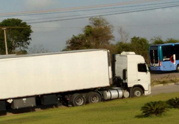 Caminhão da Empresa Morais Transportes é roubado em Sergipe.(Imagem:Arquivo Pessoal)
