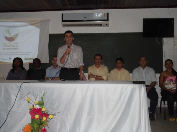 Lançado em Floriano o Projeto Educando com a Horta Escolar e a Gastronomia.(Imagem:FlorianoNews)