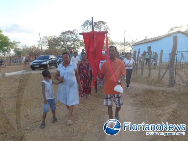 Procissão encerrou os festejos de Bom Jesus da Lapa na localidade Tabuleiro do Mato.(Imagem:FlorianoNews)