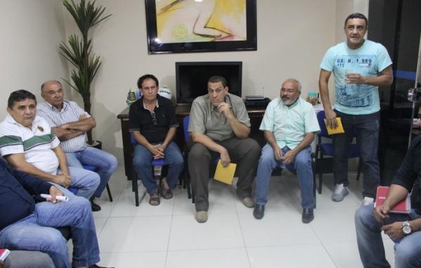 Clubes marcam outra reunião para dezembro(Imagem:Ramiro Pena/Globoesporte.com)