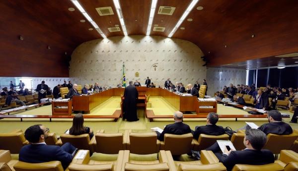 Ministros e advogados no plenário do Supremo Tribunal Federal durante a sessão de 5 de dezembro de 2019(Imagem:Rosinei Coutinho/SCO/STF)