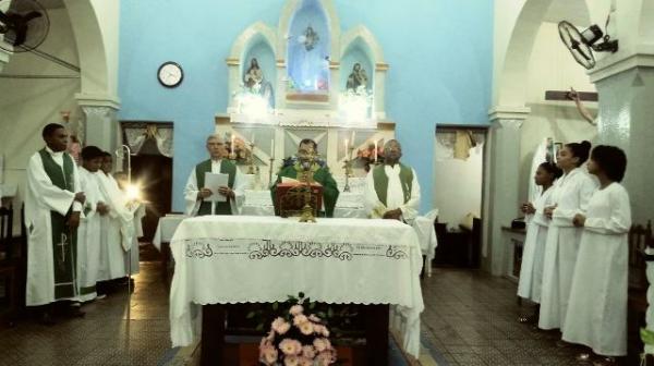 Padre Luiz de França é empossado na Paróquia Nossa Senhora de Nazaré.(Imagem:FlorianoNews)