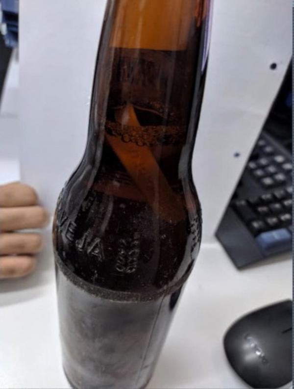 Consumidores encontram objeto estranho no interior de cerveja e MP ingressa com ação contra cervejaria(Imagem:Divulgação / MPPI)